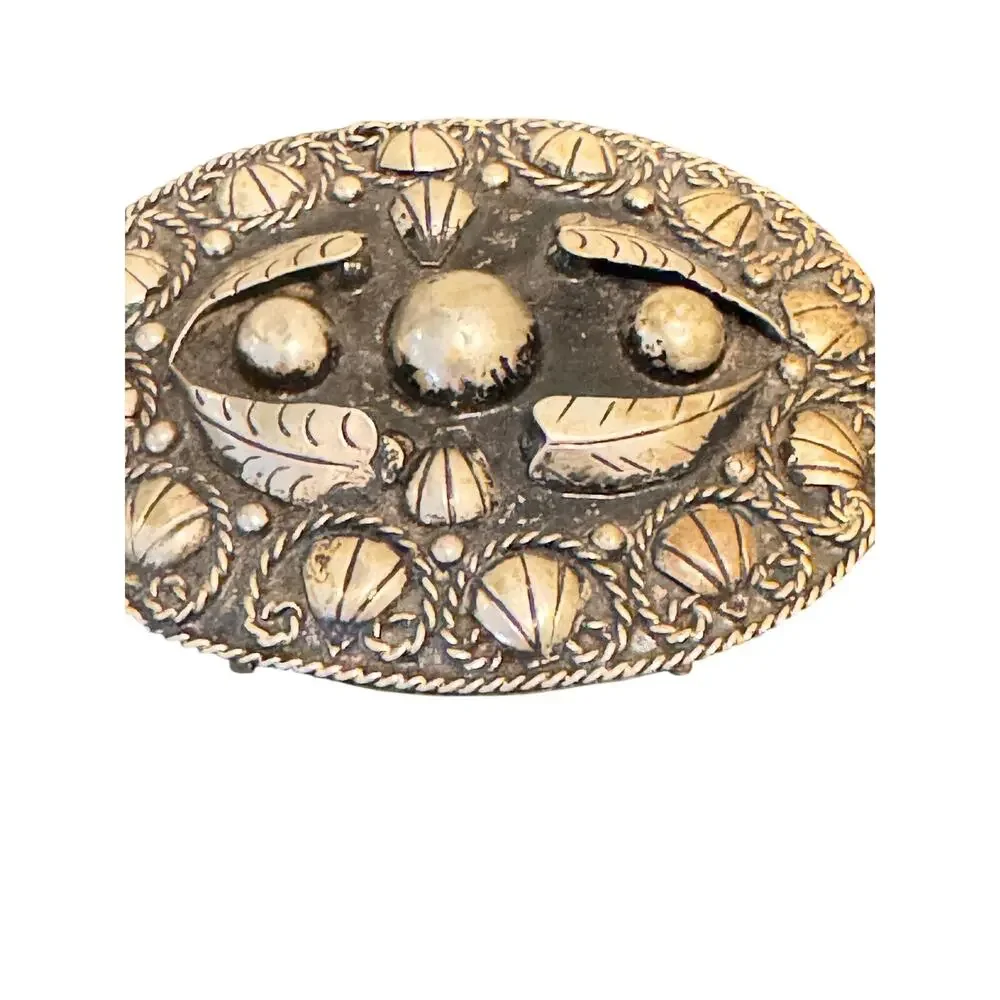 ViNTaGe Alpaca Mexico Southwestern Raised Leaf  & Rope Design Belt Buckle